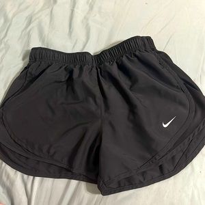 Black Nike shorts